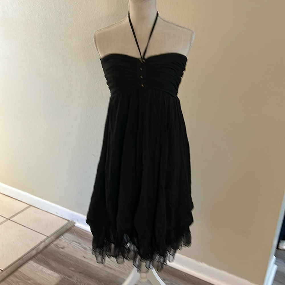 Halter/Strapless Dresses
